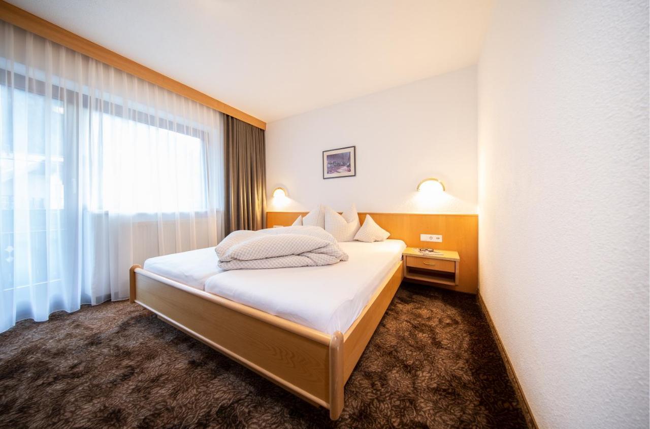 Apartament Tonis Ferienheim Sölden Zewnętrze zdjęcie